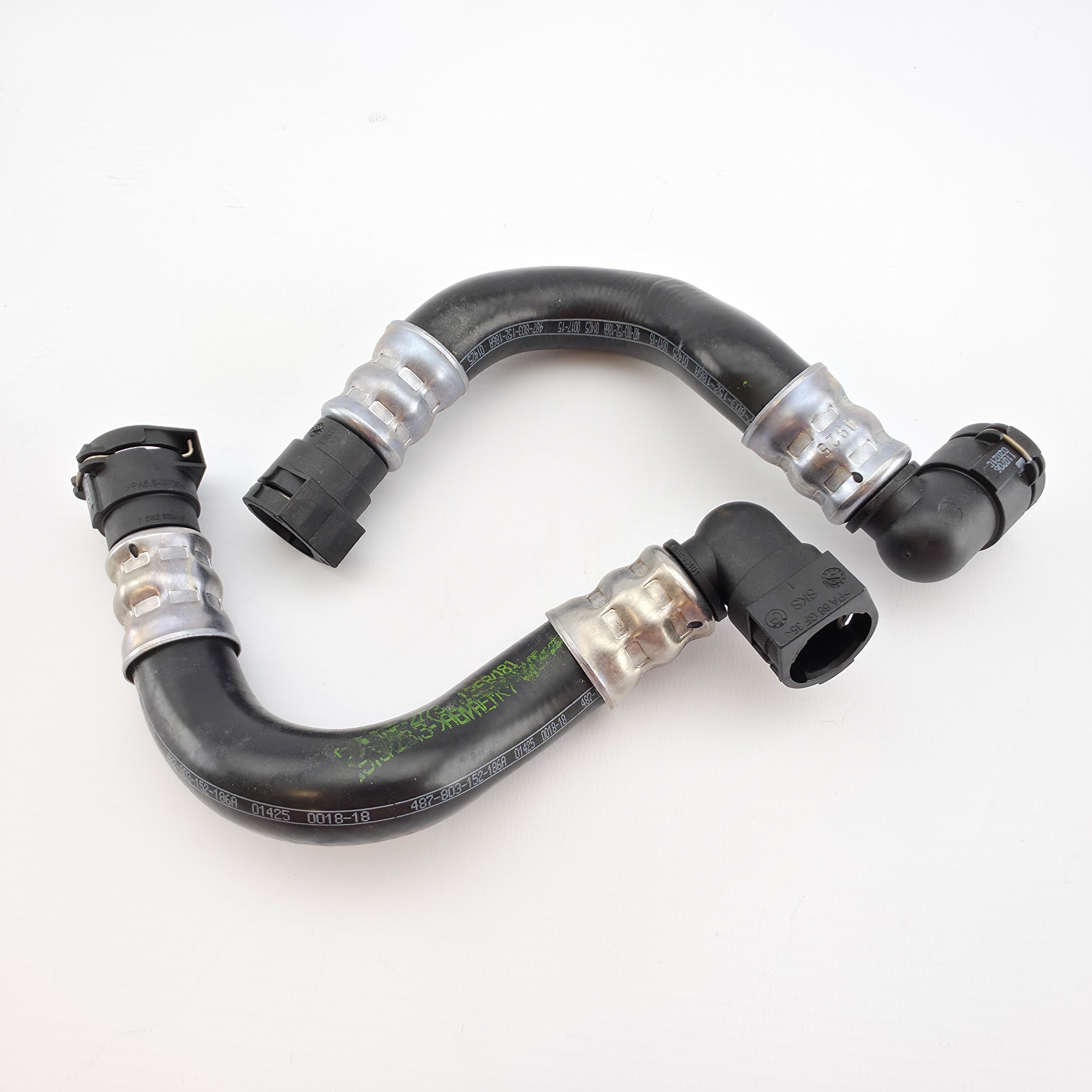 BMW Oil cooling pipe inlet 17227583163