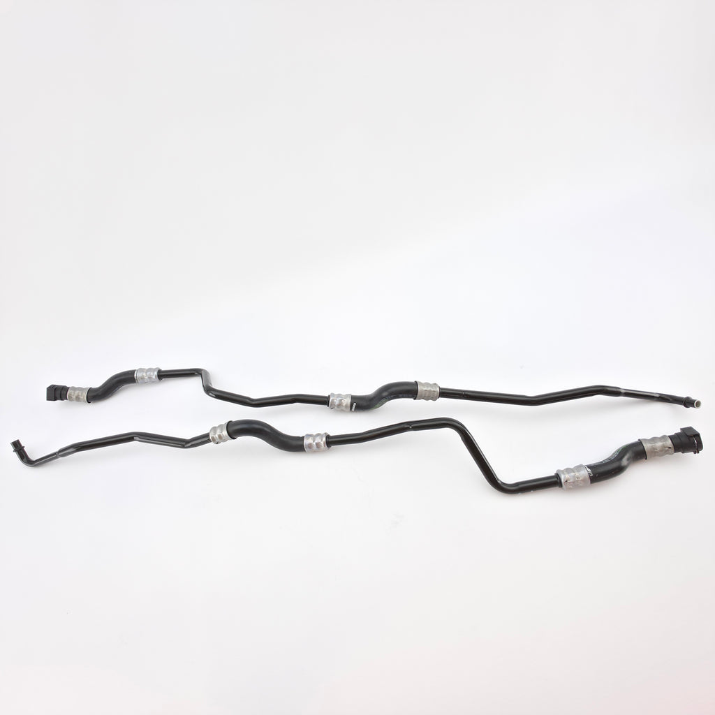 BMW Oil cooling pipe inlet 17227583187