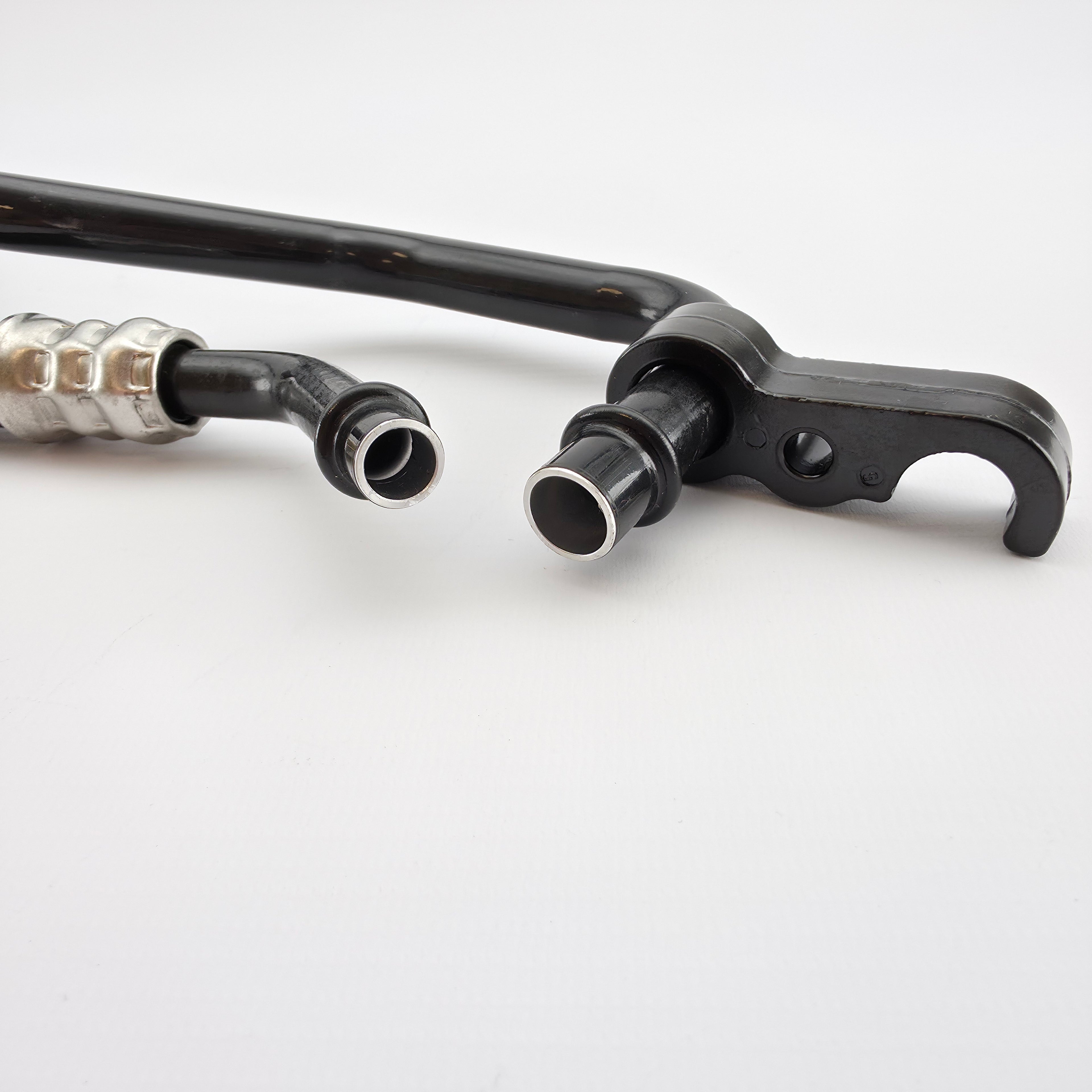 BMW Oil Cooling Pipe Inlet 17227799752