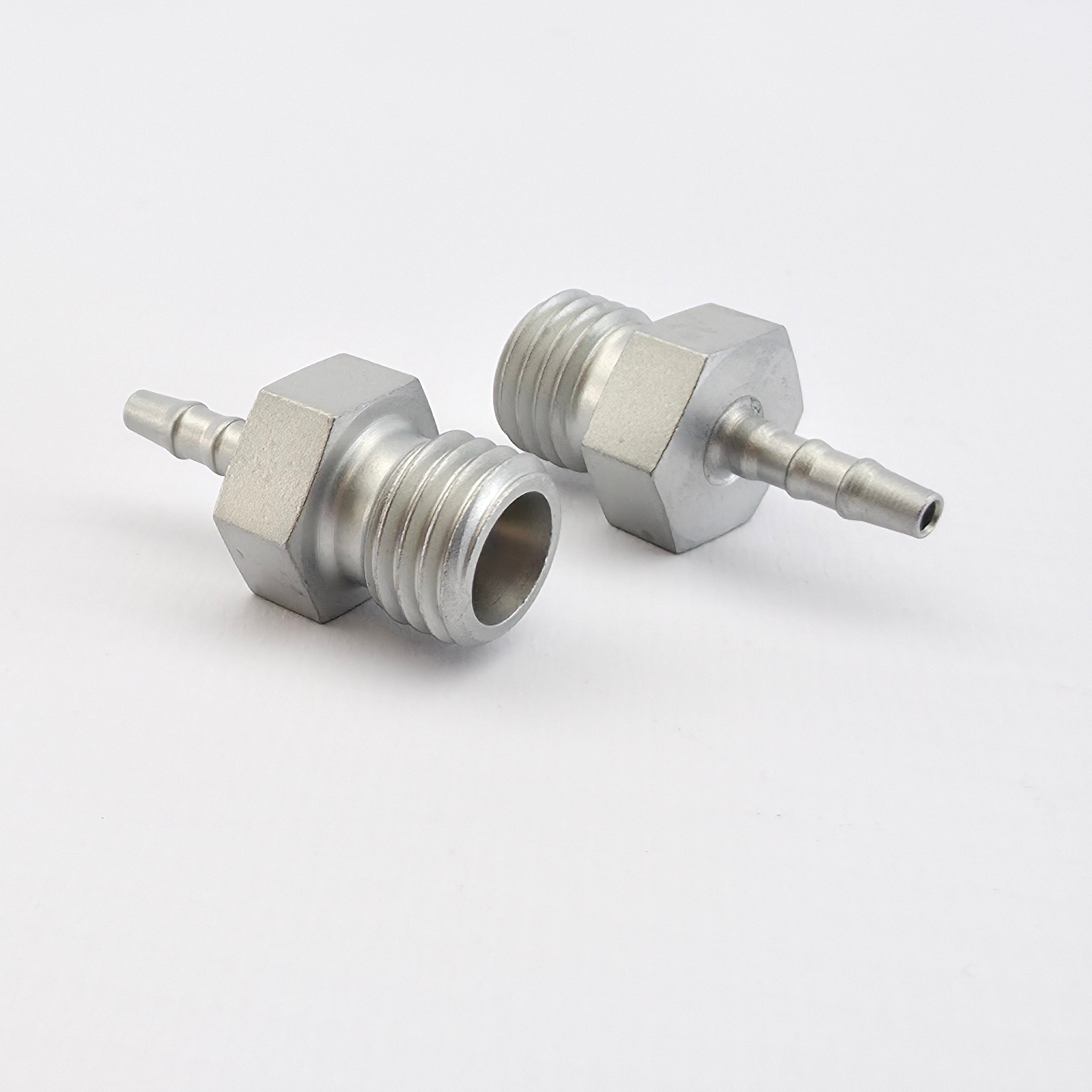 Nipple with external thread