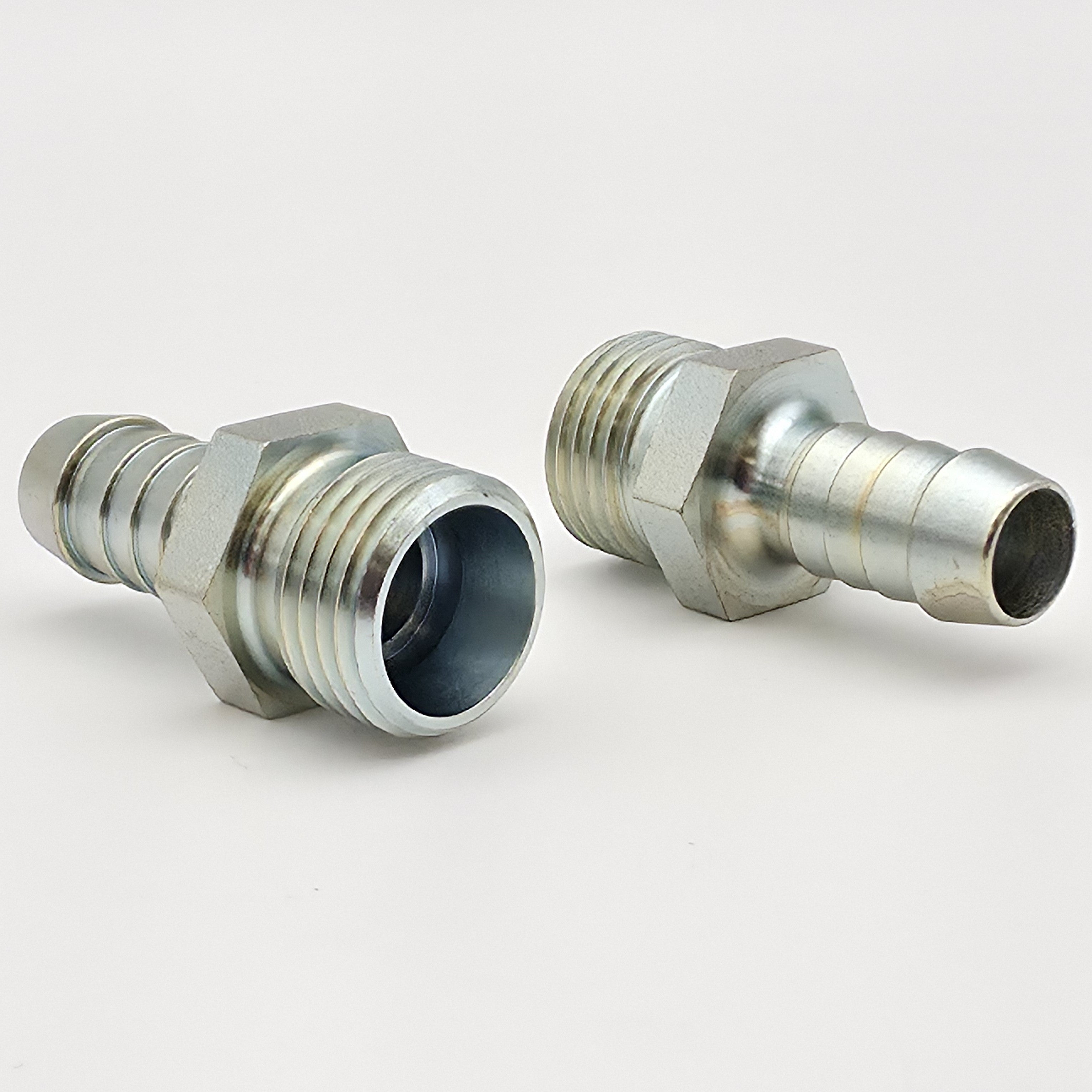 Nipple with external thread 24°