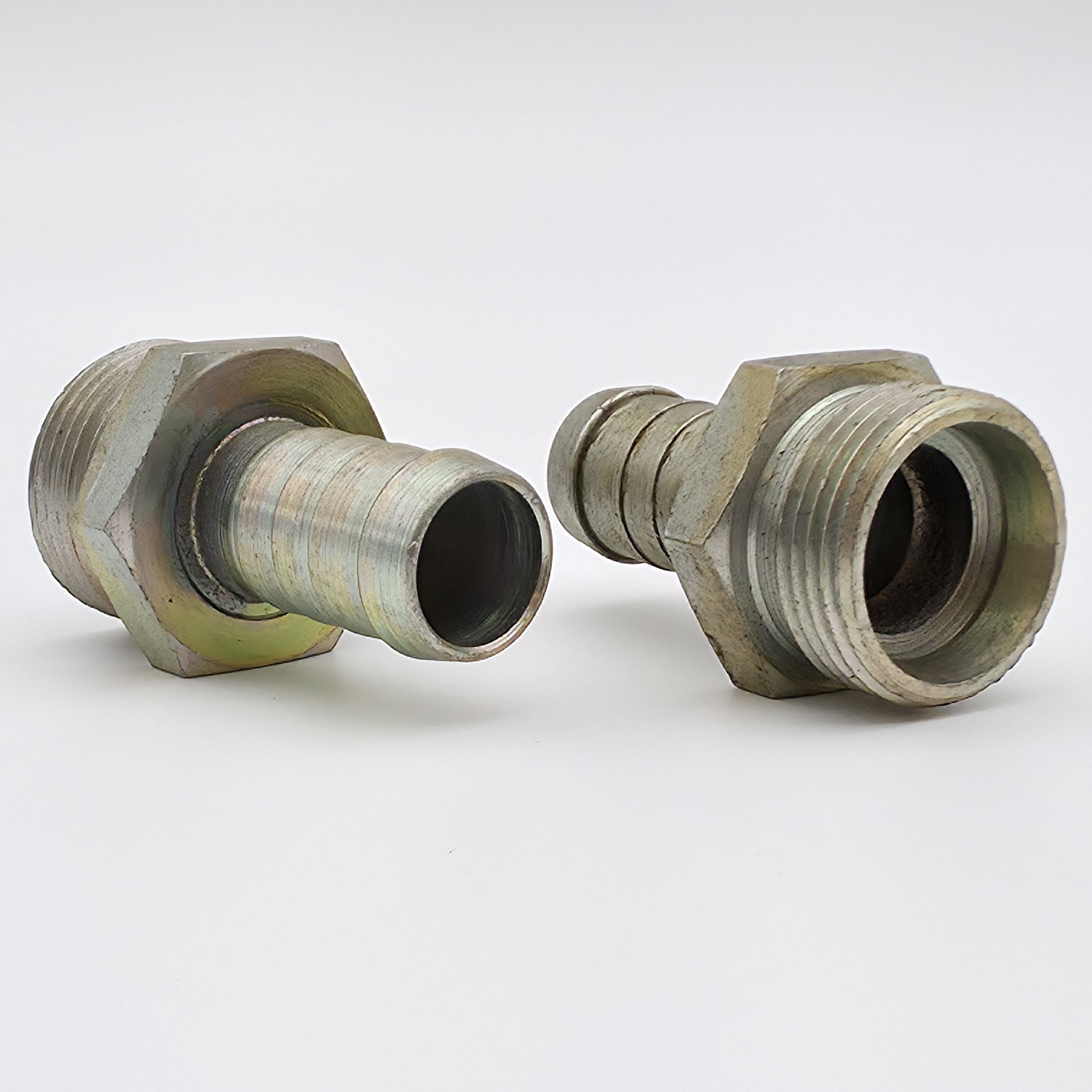 Nipple with external thread 24°