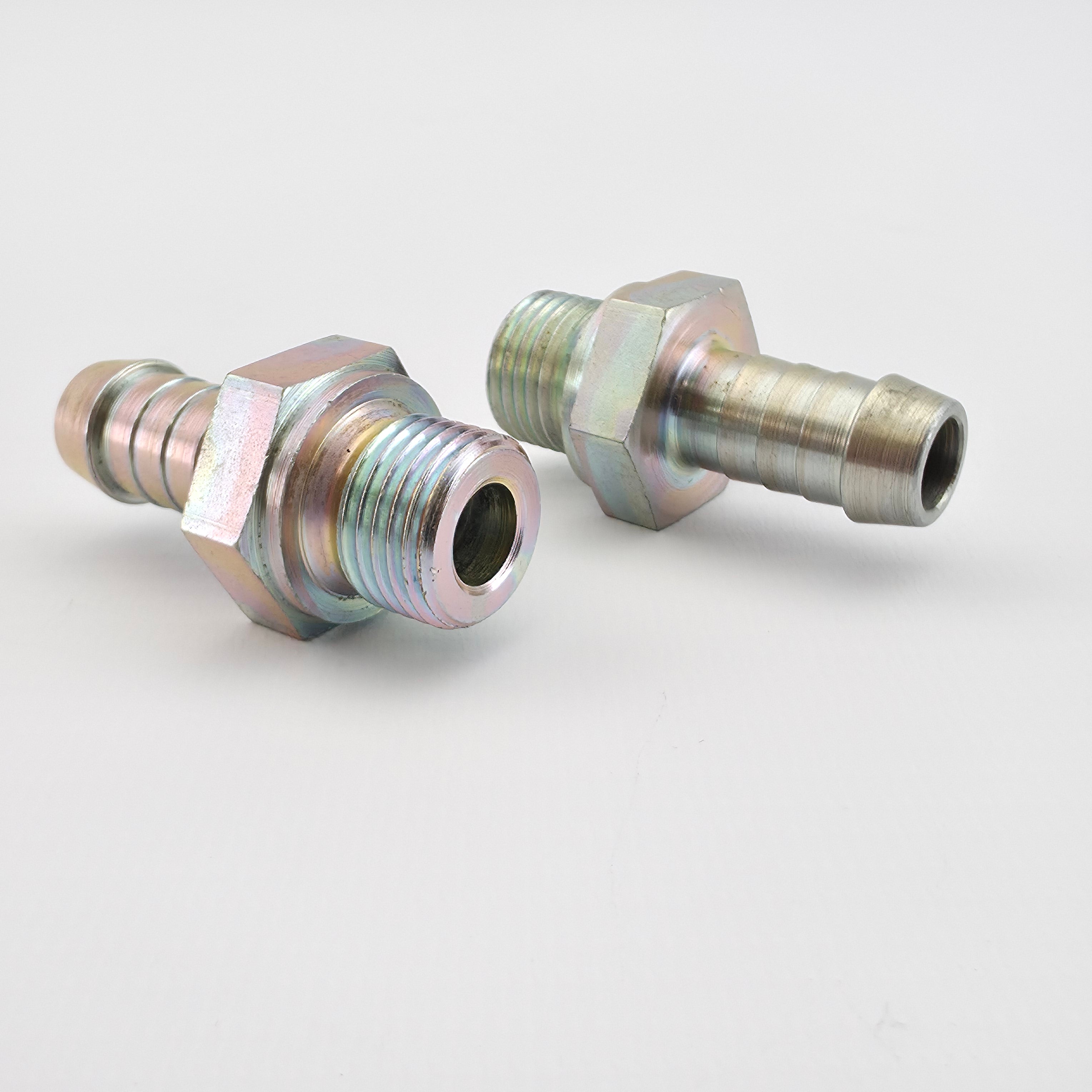 Nipple with external thread