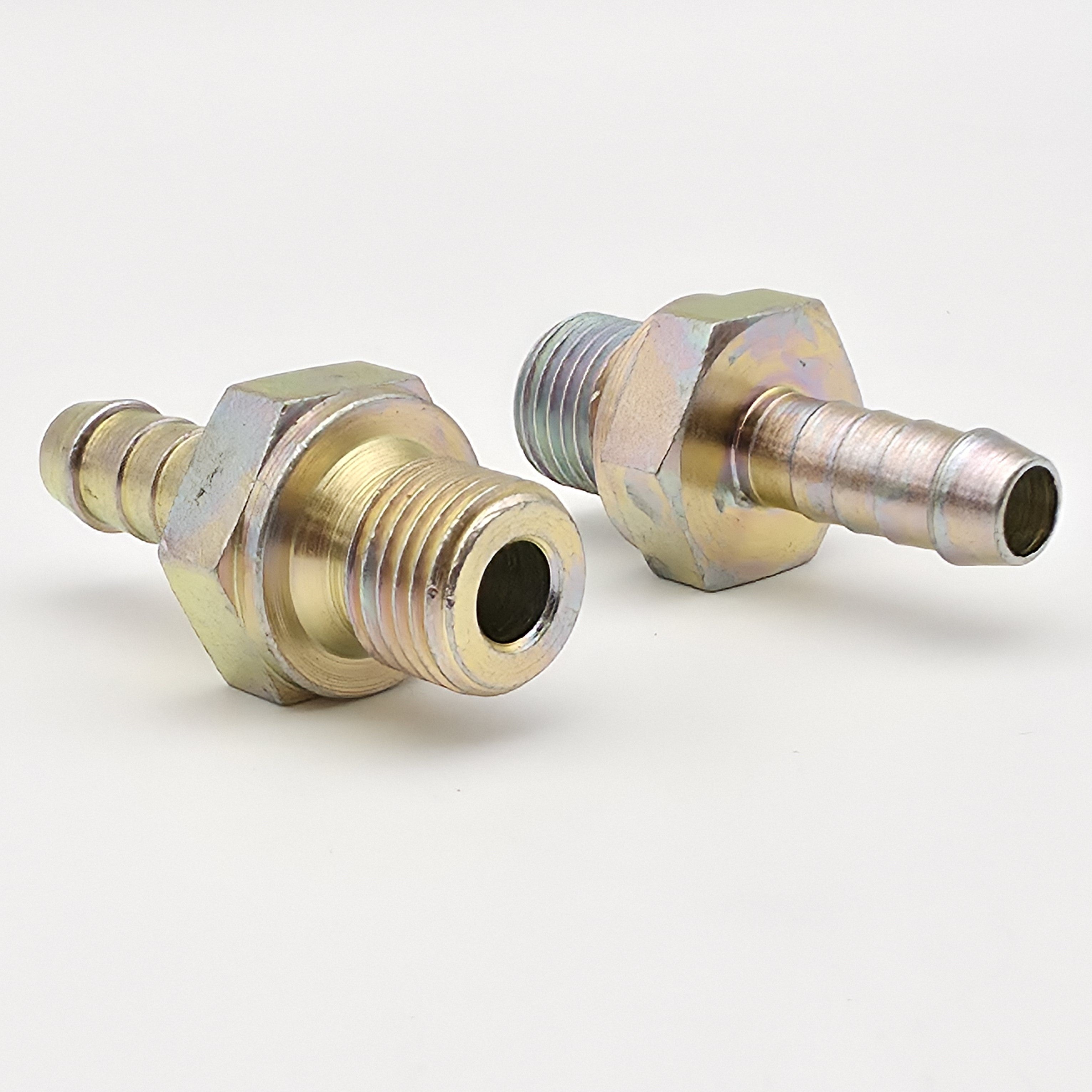 Nipple with external thread