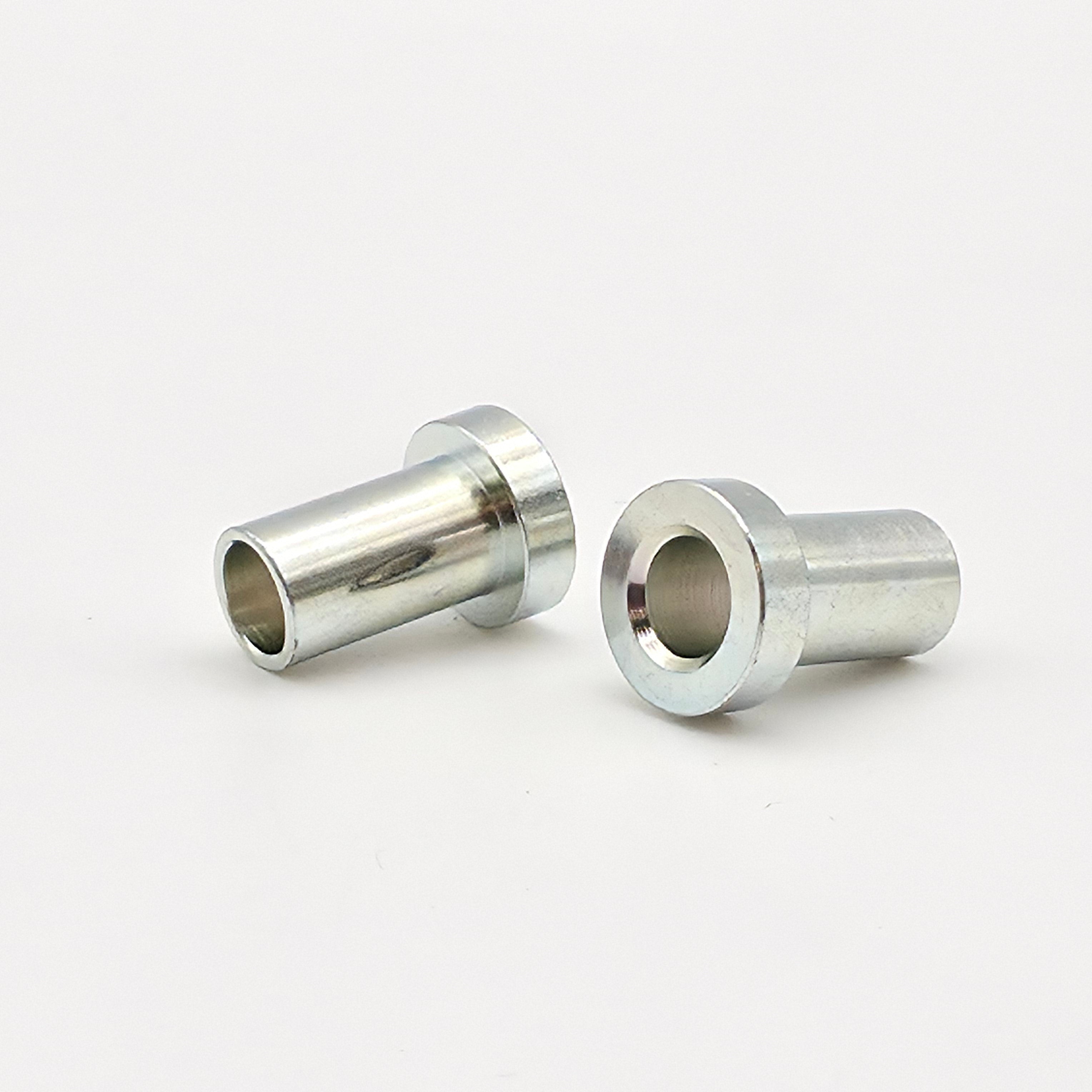 Pressure nipple for flared injection lines