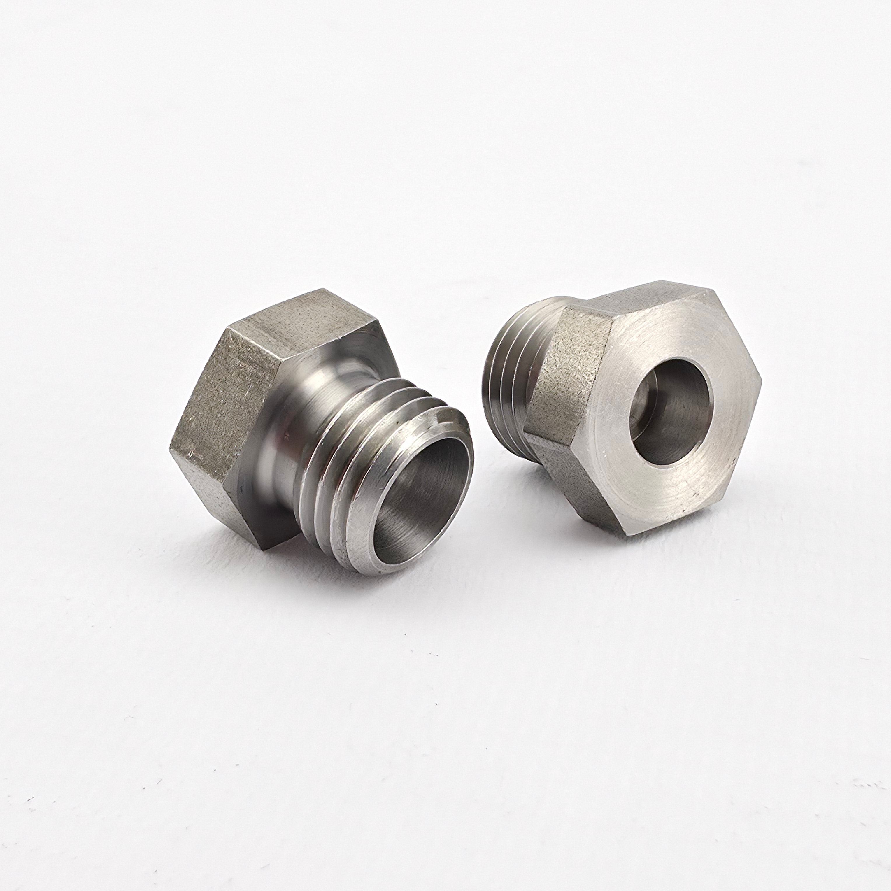 Externally Threaded Solder Fitting | 24°