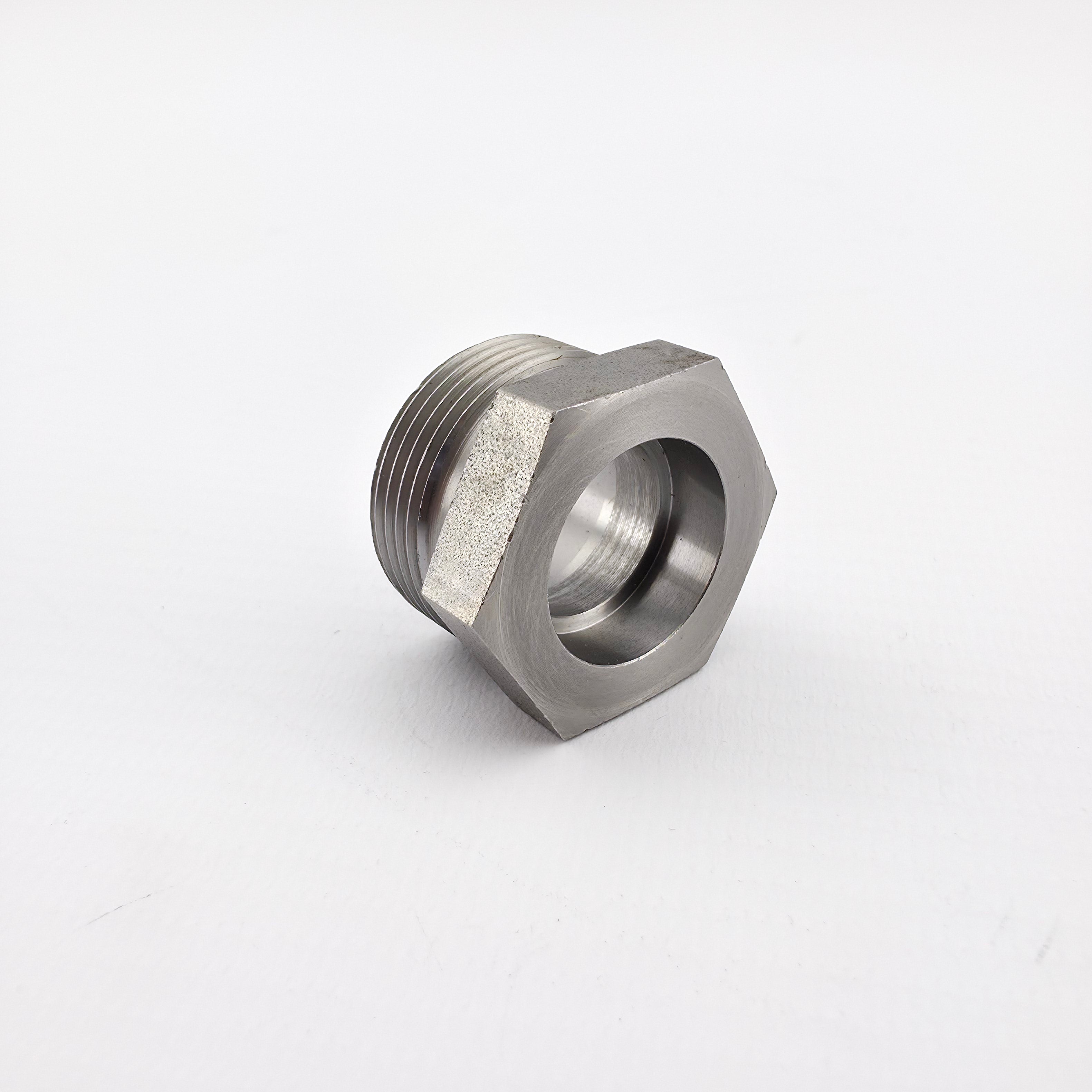 Externally Threaded Solder Fitting | 24°