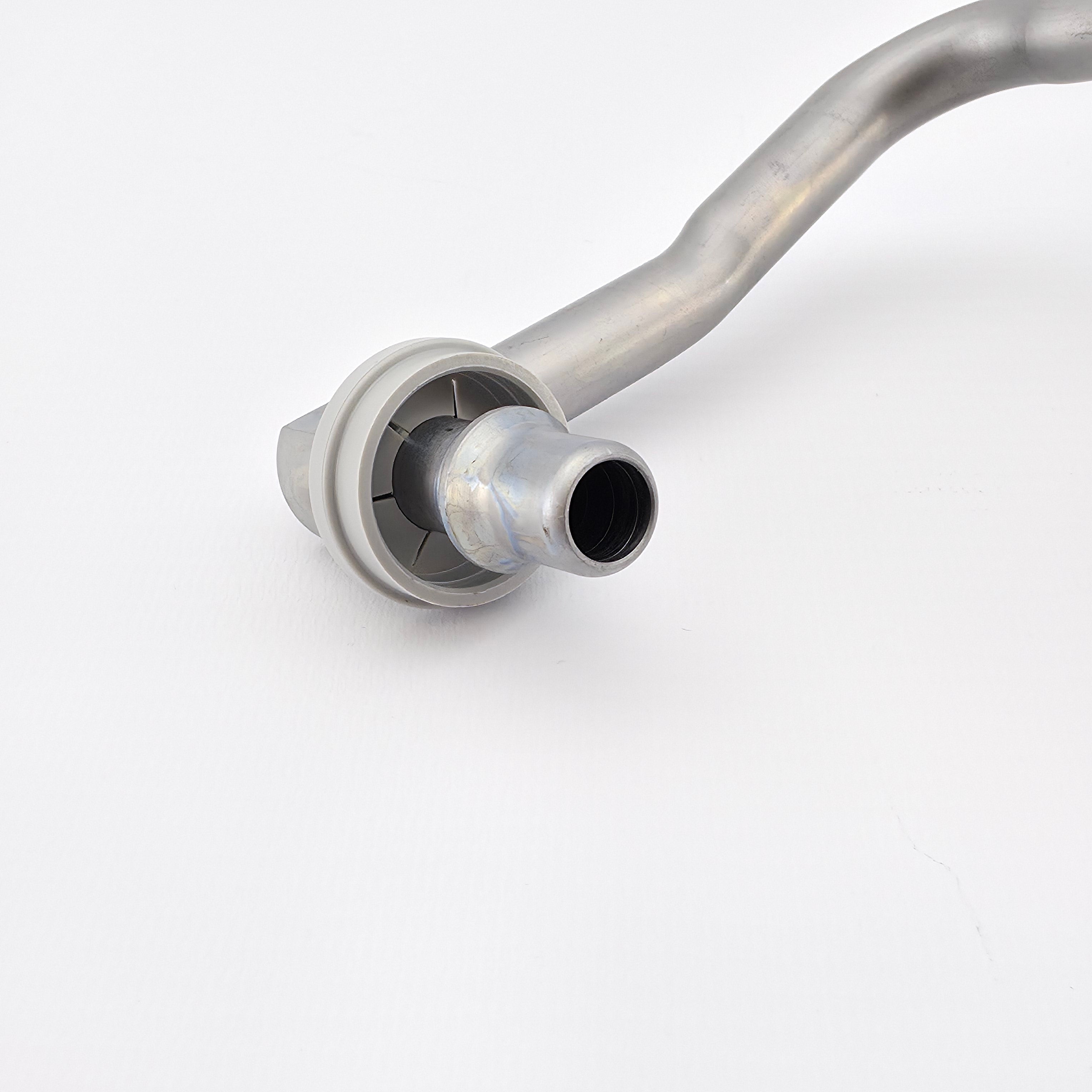 Mercedes  Oil Line ( Left ) A4632708000