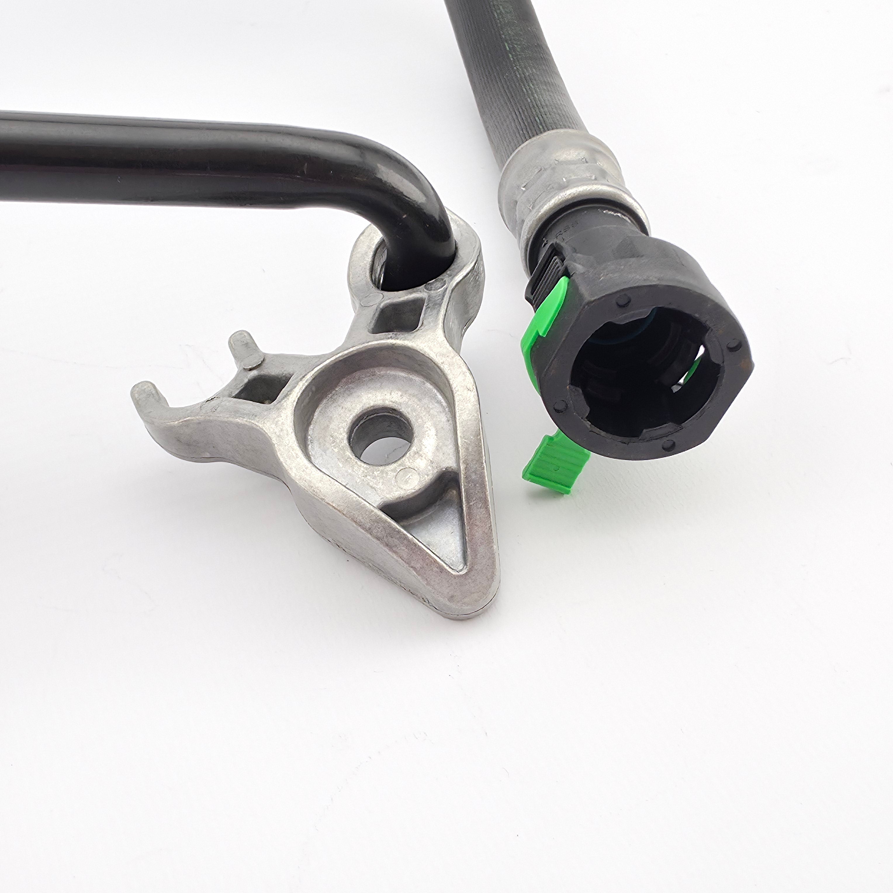 BMW Oil Cooling Pipe Outlet 17227572714