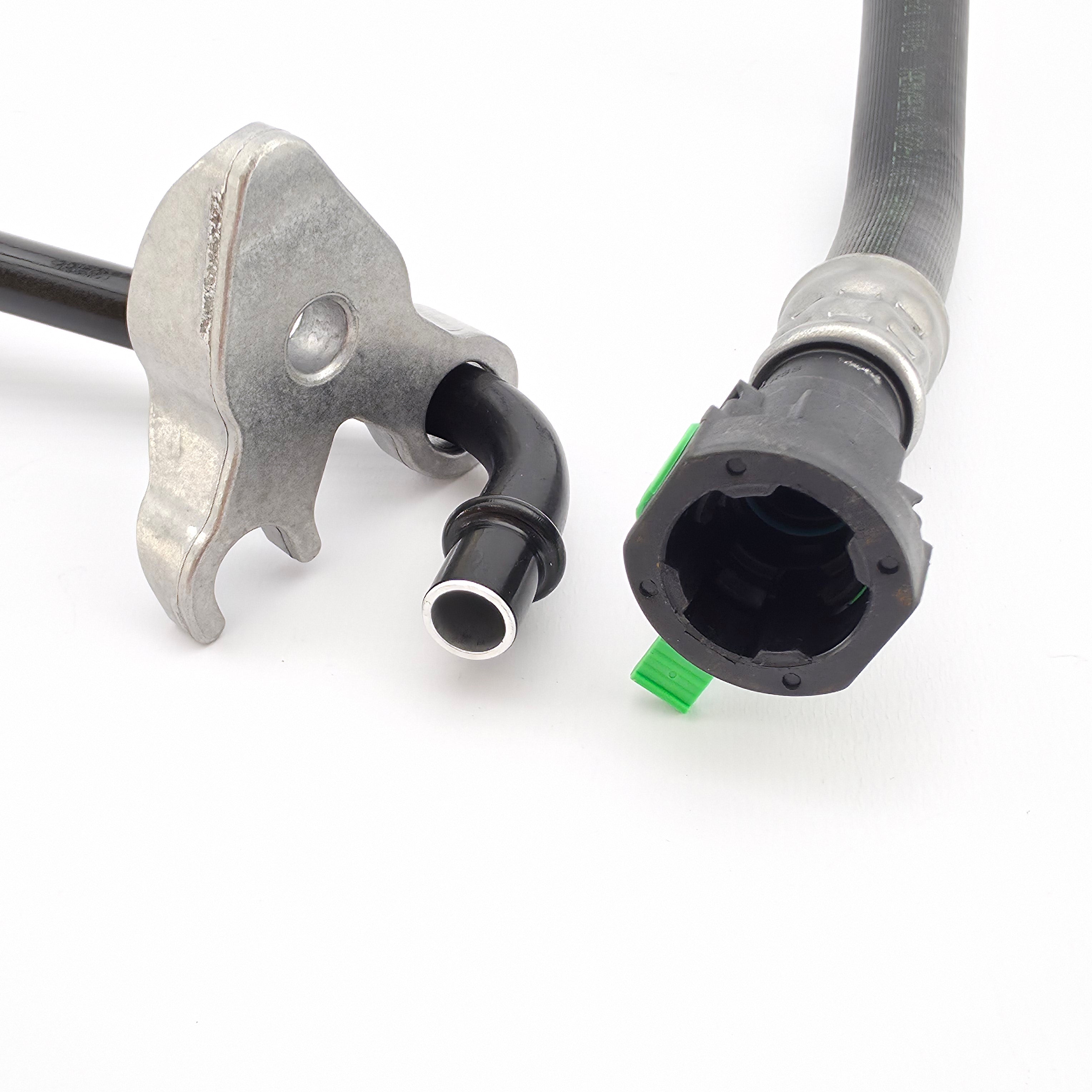 BMW Oil Cooling Pipe Outlet 17227572714