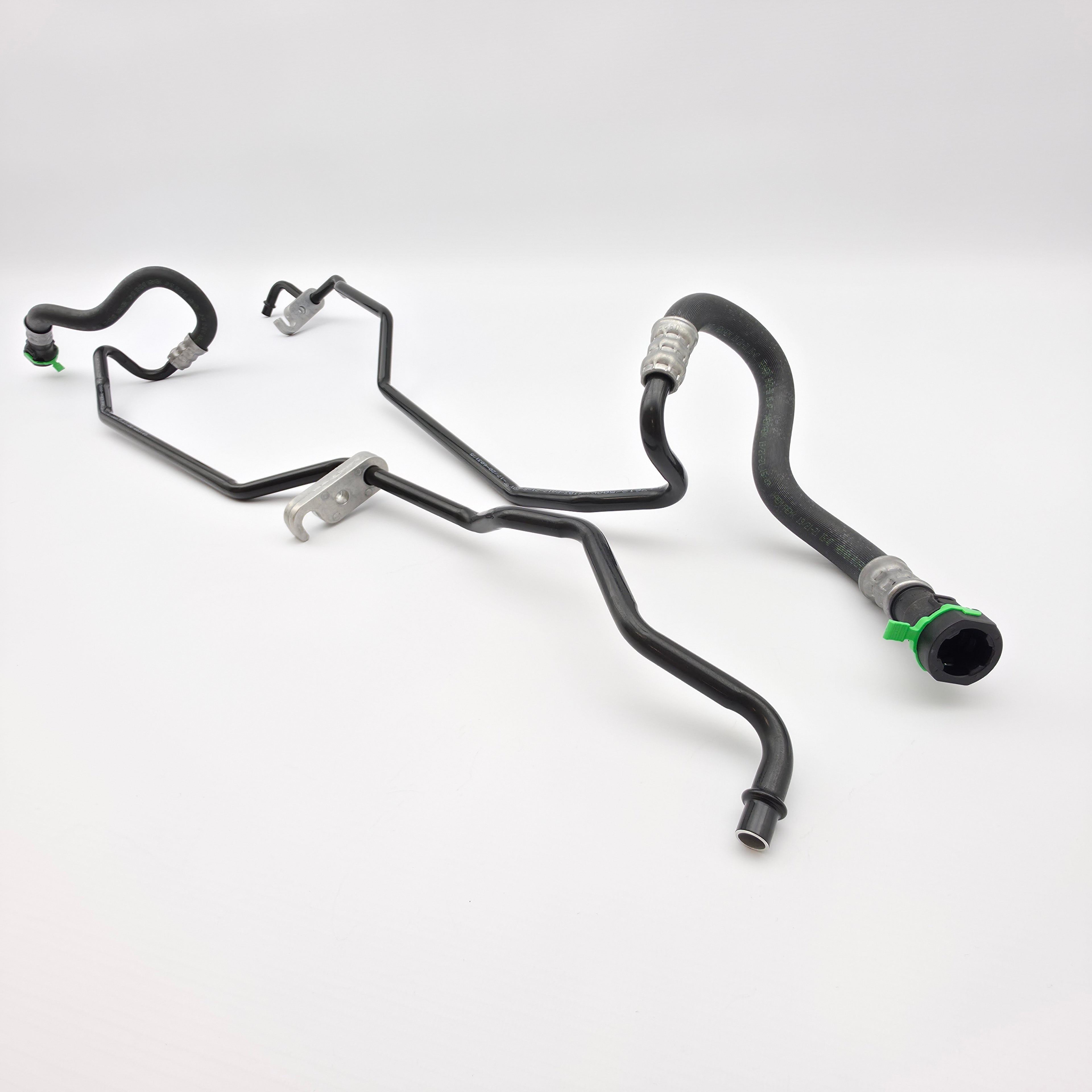 BMW Oil cooling pipe inlet 17227577641