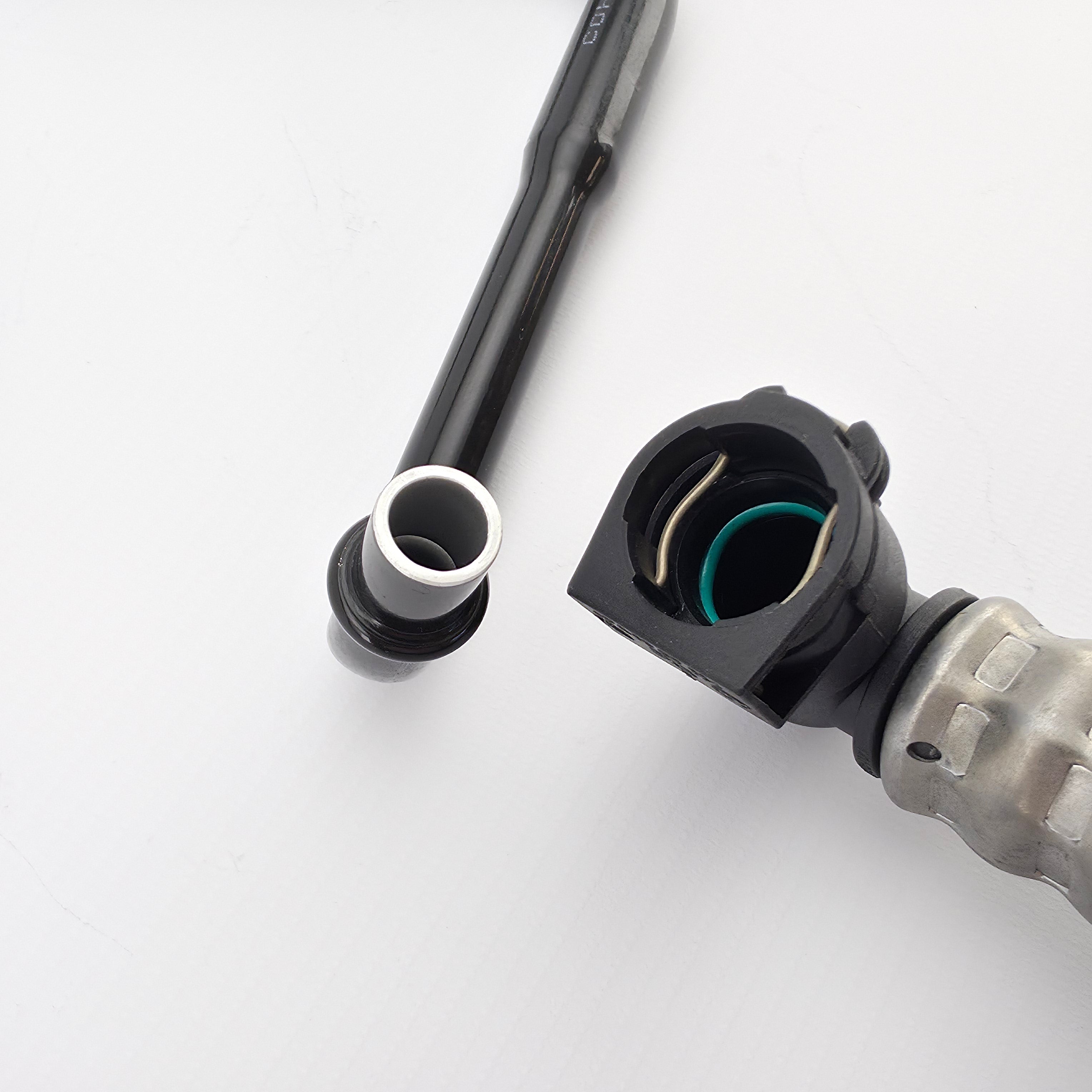 BMW Oil cooling pipe inlet 17227584007